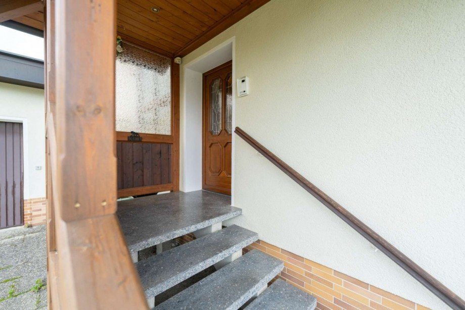 Hauseingang Einfamilienhaus Neustadt bei Coburg