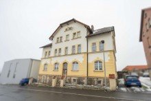 Ansicht Stolzes Mehrfamilienhaus in Eisfeld mit 7 Wohnungen und 962 Quadratmetern Grundst�ck!