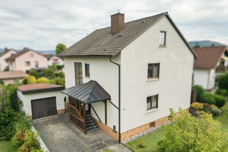Ansicht Neustadt bei Coburg Einfamilienhaus Gro�es Wohnhaus in beliebter Wohnlage!
