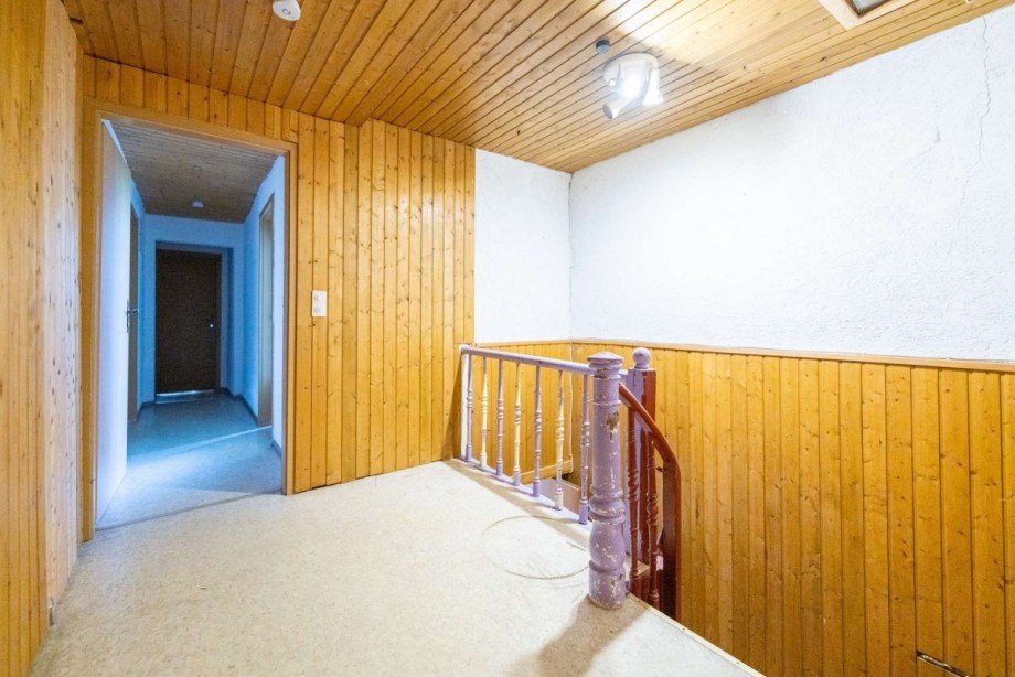 Flur/Treppenhaus Aufgang zum Obergeschoss Mehrfamilienhaus Coburg