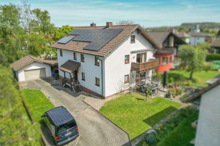 Ansicht Weidhausen bei Coburg Haus Energetisches Ein- Zweifamilienhaus in ruhiger Lage von Weidhausen