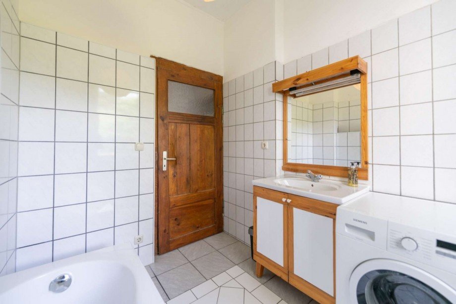 Badezimmer EG Mehrfamilienhaus Coburg