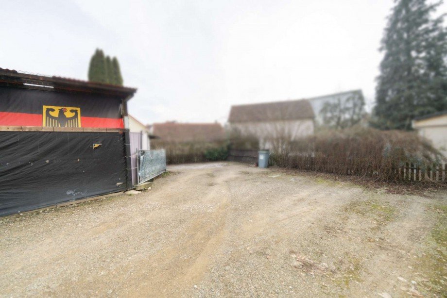 Gemeinschaftshof mit Stellpl�tzen Etagenwohnung Lichtenfels