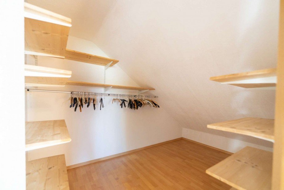 Ankleide Zweifamilienhaus R�dental