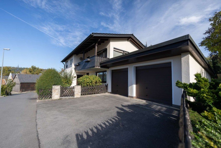 Ansicht mit Garage Einfamilienhaus R�dental