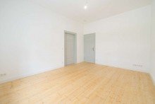 Wohnzimmer Raststra�e 2 - Energetisch modernisierte Eigentumswohnung hinter historischer Fassade!