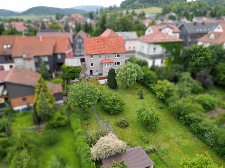 Ansicht Schalkau Einfamilienhaus Gro�z�giges Einfamilienhaus mit sch�nem gro�em Garten in Schalkau!