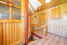Treppenhaus OG Kleines Einfamilienhaus mit sch�nem Grundst�ck direkt in Lautertal!