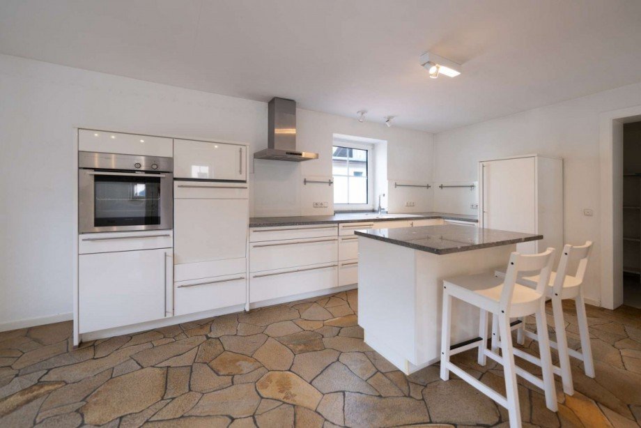 Moderne Einbauk�che Einfamilienhaus Weitramsdorf