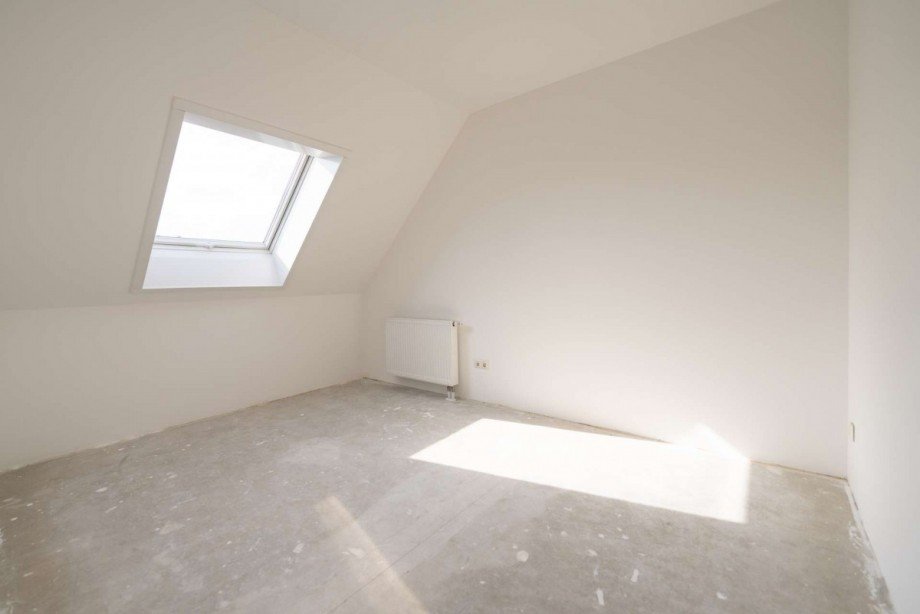 Kind 1 Doppelhaush�lfte Neustadt bei Coburg