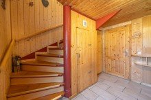 Treppe ins OG Kleines Einfamilienhaus mit sch�nem Grundst�ck direkt in Lautertal!