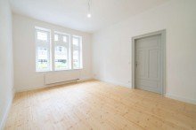 Wohnzimmer Raststra�e 2 - Energetisch modernisierte Eigentumswohnung hinter historischer Fassade!