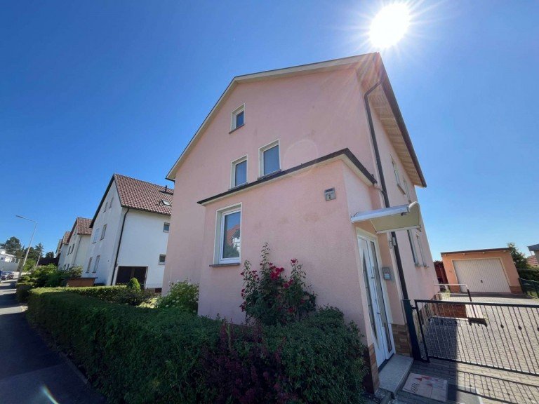 Au�enansicht Neustadt bei Coburg Wohnung Gem�tliche 2-Zimmer-Wohnung mit neuer Einbauk�che in Neustadt!
