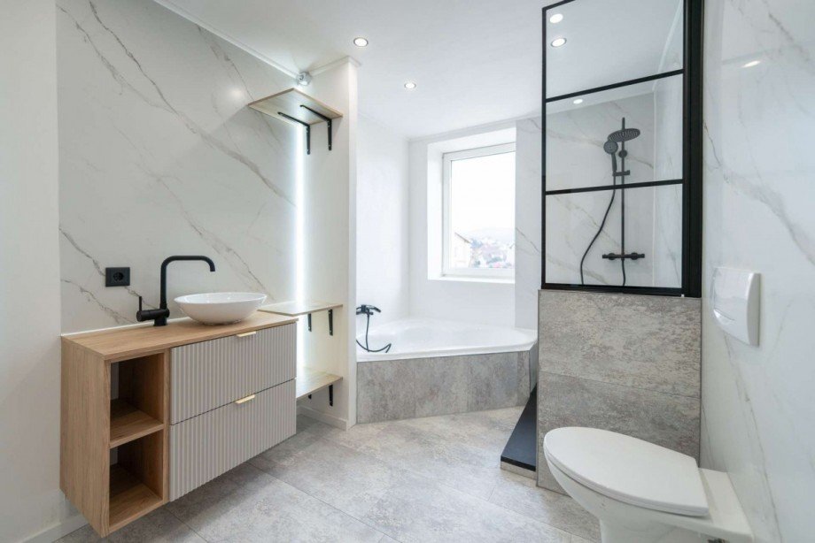 Ihr neues Badezimmer! Etagenwohnung Lichtenfels