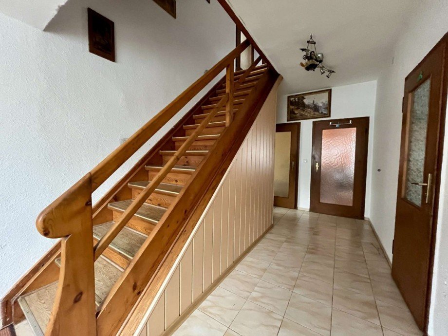 Flur EG Haus Schleusingen