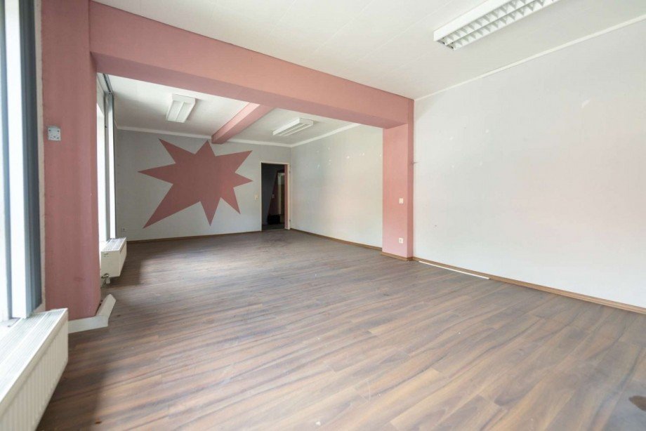 Gewerbe EG Wohn- / Gesch�ftshaus Frankenblick