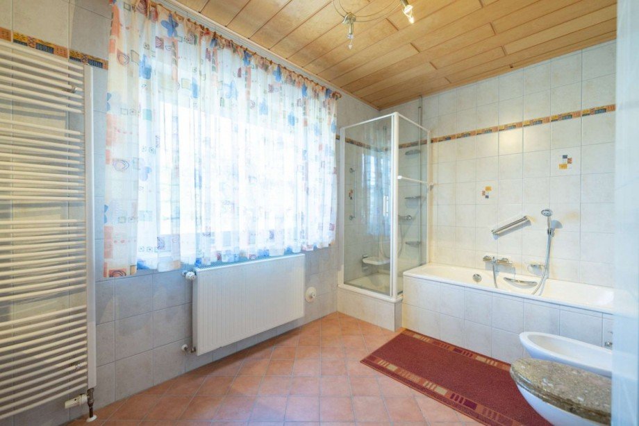Badezimmer EG Zweifamilienhaus R�dental