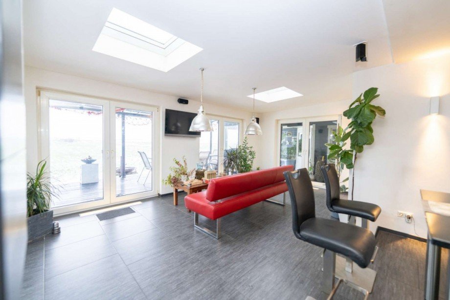 Essbereich mit Zugang zur Terrasse Einfamilienhaus Neustadt bei Coburg