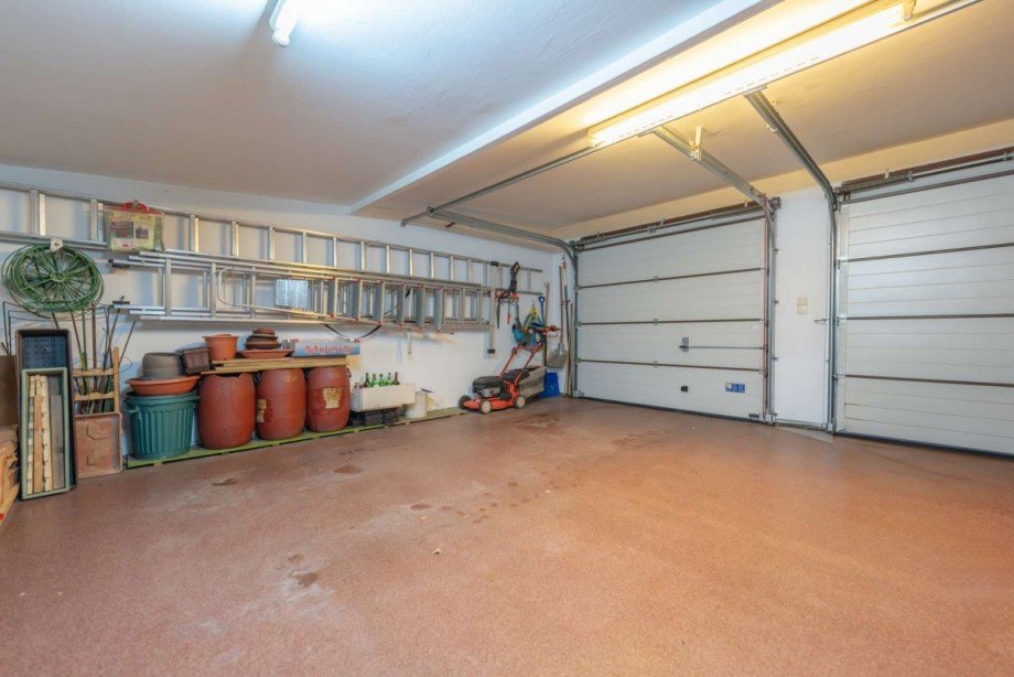 Gro�e Doppelgarage Einfamilienhaus R�dental