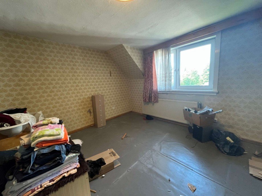Zimmer OG Einfamilienhaus Neuhaus am Rennweg