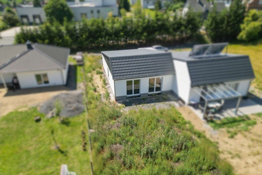 Au�enansicht Doppelhaush�lfte Frankenblick
