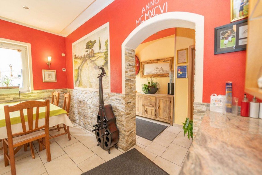 Eingang Gastraum Wohn- / Gesch�ftshaus R�dental