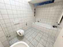 Badezimmer Gro�z�gige 3-Zimmerwohnung mit Stellplatz!