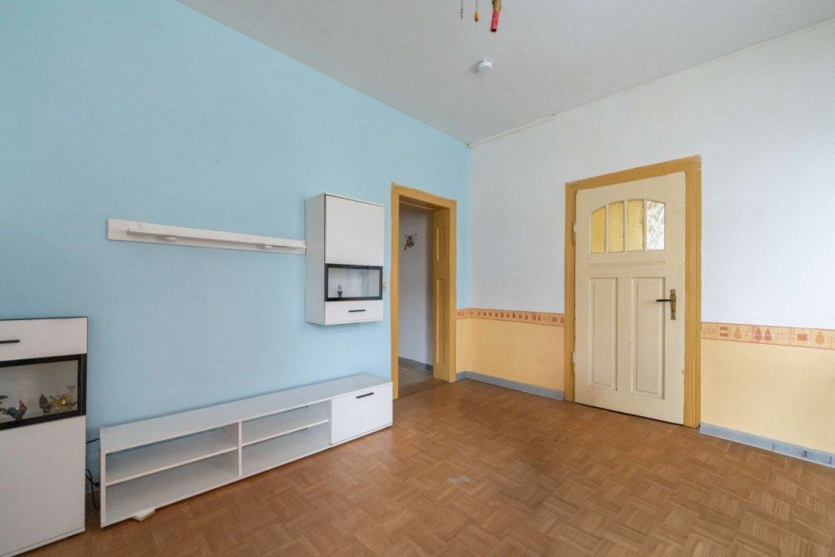 Wohnen EG rechts Mehrfamilienhaus Eisfeld