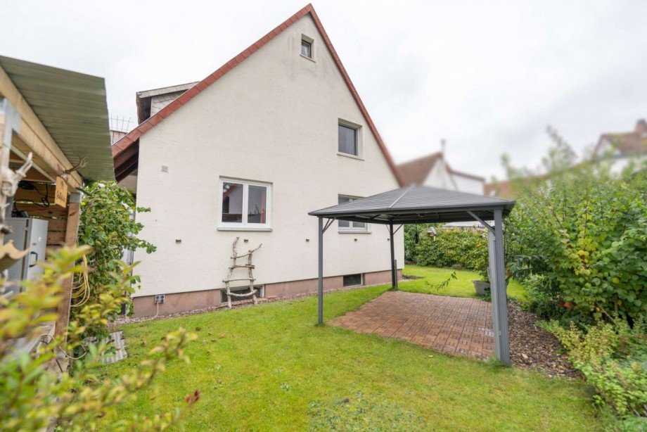 Terrasse im Garten Zweifamilienhaus Neustadt bei Coburg