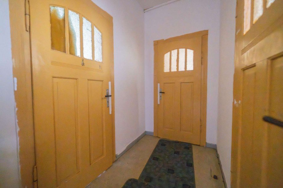 Wohnungsflur EG rechts Mehrfamilienhaus Eisfeld