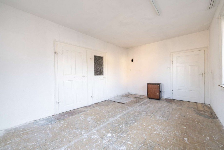 Wohnzimmer OG Hinterhaus Mehrfamilienhaus Neustadt bei Coburg