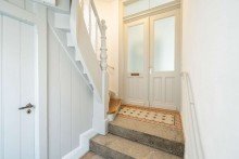 Wohnungseingangst�re Raststra�e 2 - Energetisch modernisierte Eigentumswohnung hinter historischer Fassade!