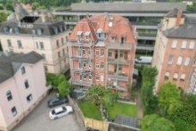 Luftaufnahme Balkone Raststra�e 2 - Energetisch modernisierte Eigentumswohnung hinter historischer Fassade!
