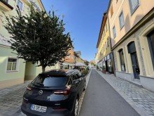 Umgebung - Blick in den Steinweg Einzeldenkmal im Sanierungsgebiet - wenige Meter vom neu gestalteten Marktplatz!