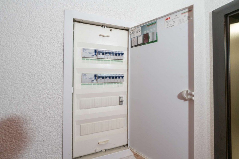 Beispiel Elektroverteilung Wohn- / Gesch�ftshaus Eisfeld