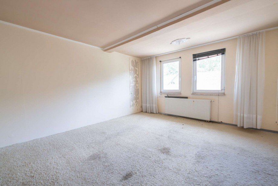 Schlafzimmer OG Wohn- / Gesch�ftshaus Frankenblick