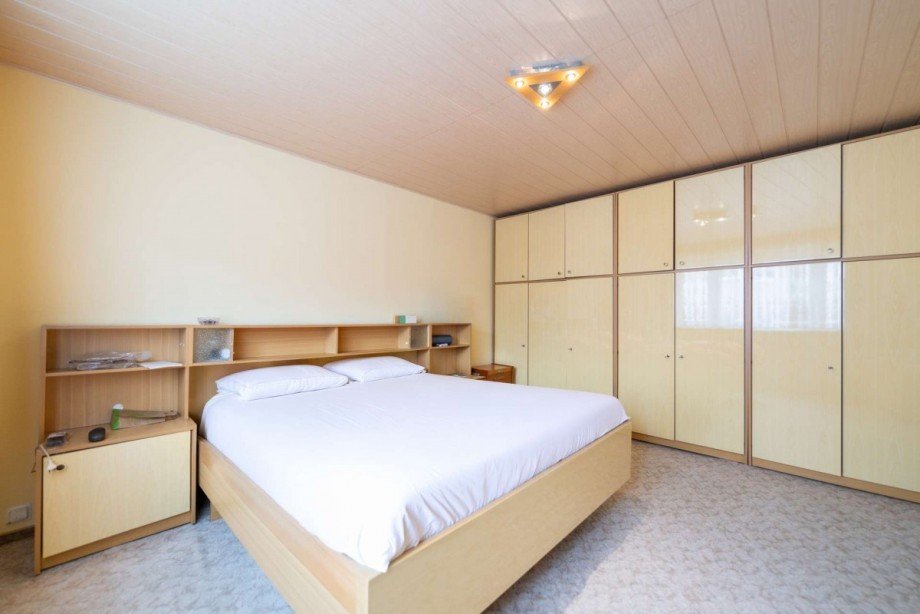 Schlafzimmer OG Einfamilienhaus Schalkau