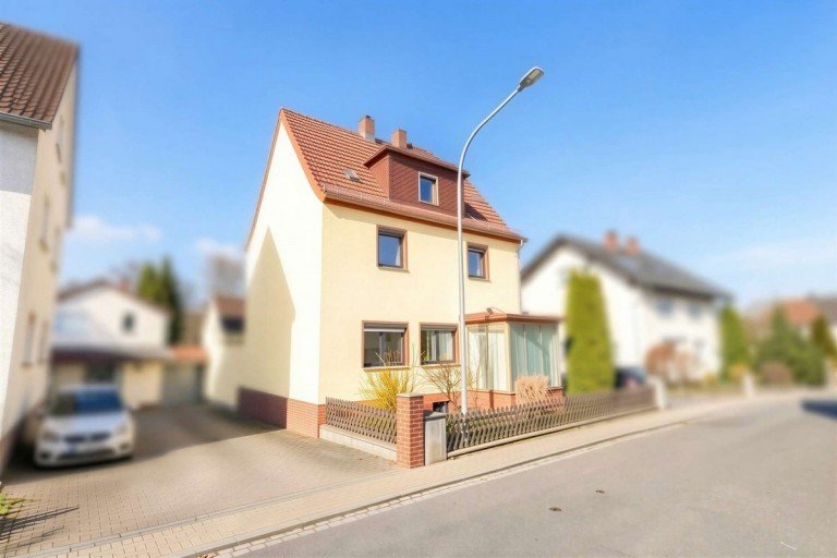 Ansicht Neustadt bei Coburg Einfamilienhaus Einfamilienhaus mit Garten und Nebengeb�ude in Wildenheid!