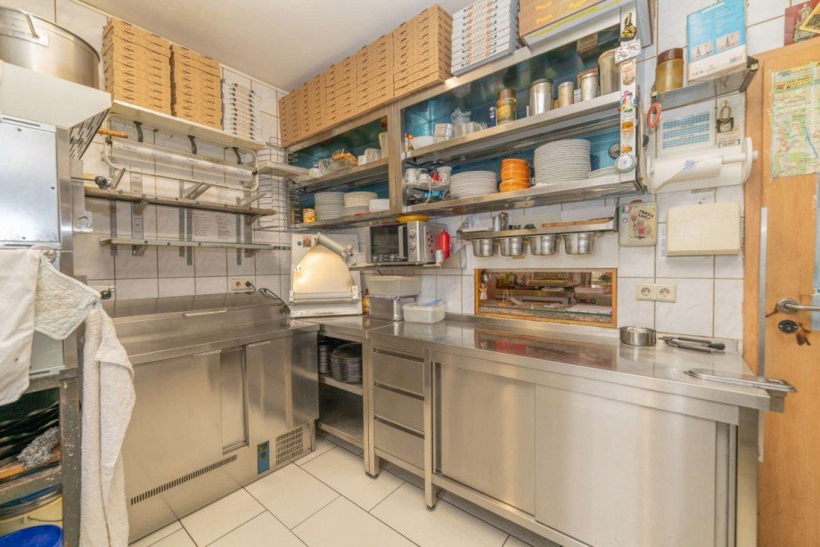 Gastro- K�che Wohn- / Gesch�ftshaus R�dental