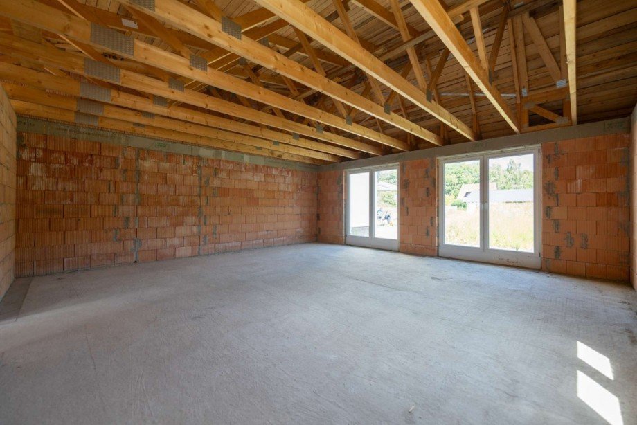 Rohbau Wohnzimmer Doppelhaush�lfte Frankenblick