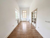 Bild (a8293b34df8f4abd00d32409a9da2c50): Gro�z�gige 3-Zimmerwohnung mit Stellplatz!