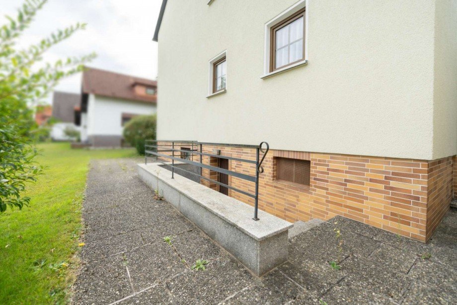 Kellereingang Einfamilienhaus Neustadt bei Coburg