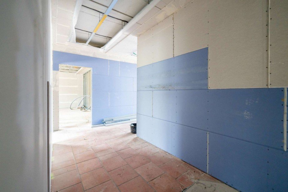 Rohbau Apartments Wohn- / Gesch�ftshaus Eisfeld