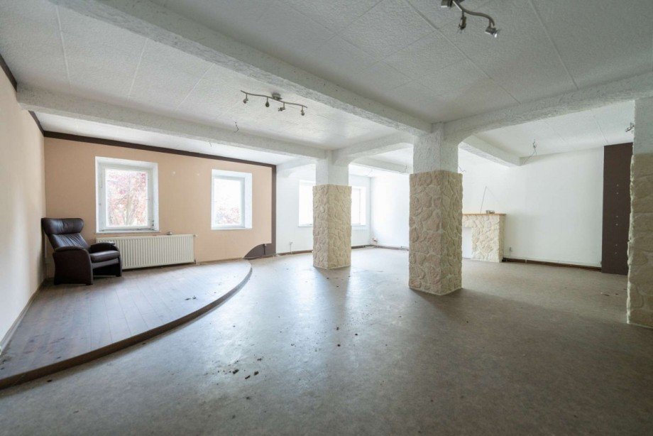 Gewerbe EG Wohn- / Gesch�ftshaus Frankenblick