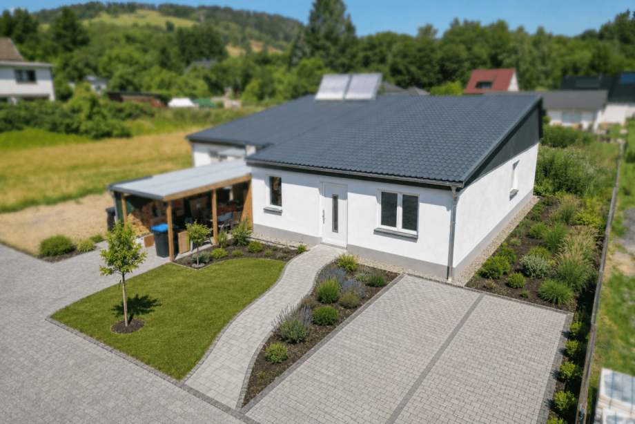 Au�enansicht, visualisiert Doppelhaush�lfte Frankenblick