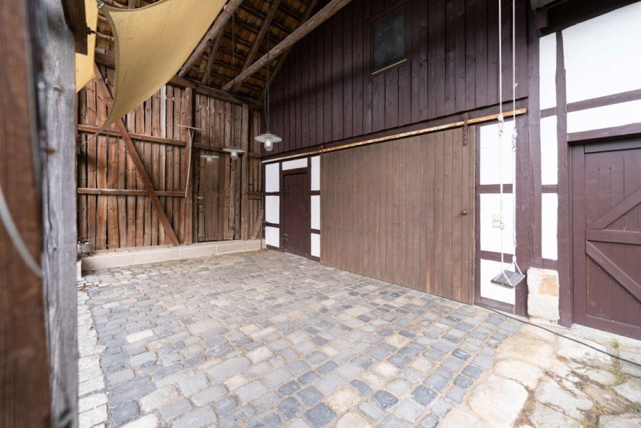 Gro�es Scheunentor Einfamilienhaus Weitramsdorf