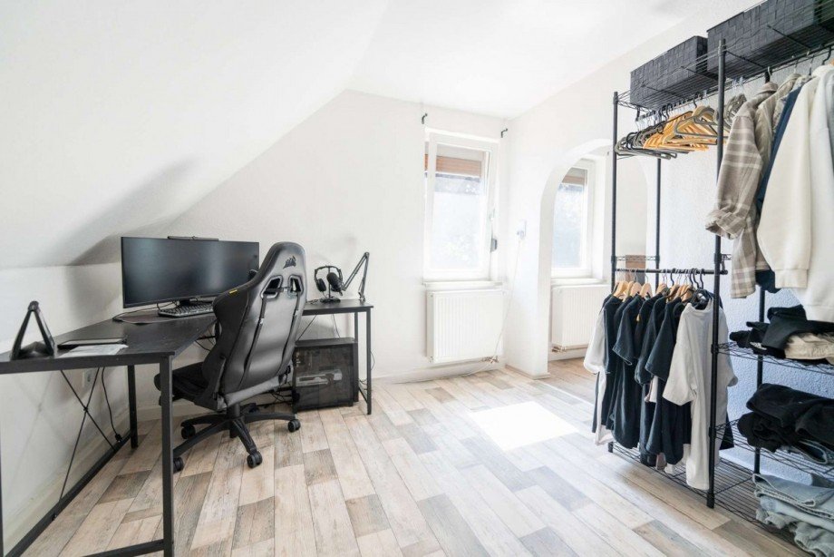 Arbeitszimmer/ Ankleide Obergeschoss Einfamilienhaus Neustadt bei Coburg