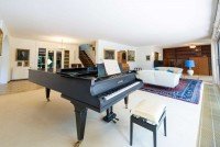 Bild (cb010699294d7a79b661f91ba422039c): Gro�z�gig wohnen in Neustadt! Villa im Landhausstil