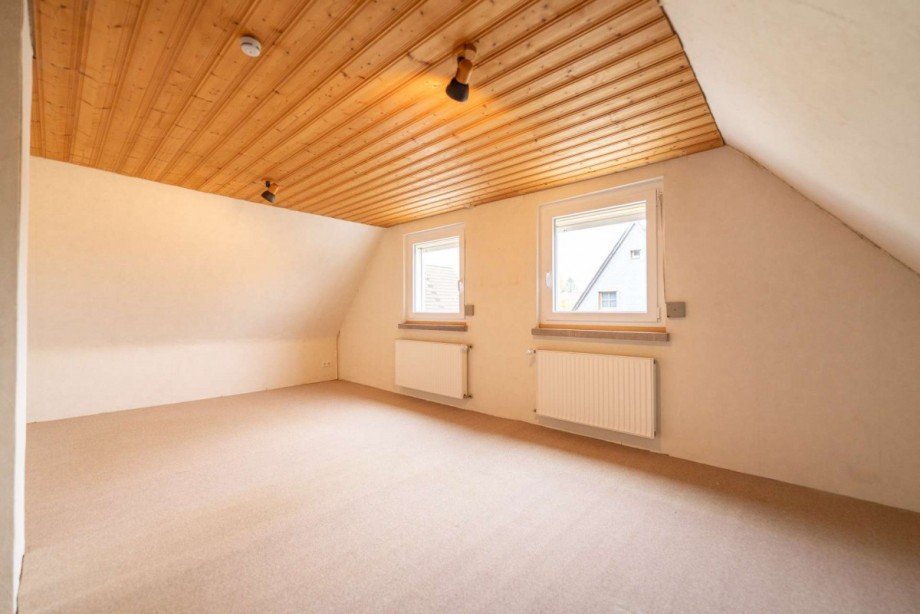 Schlafen vorderes Haus Zweifamilienhaus Neustadt bei Coburg