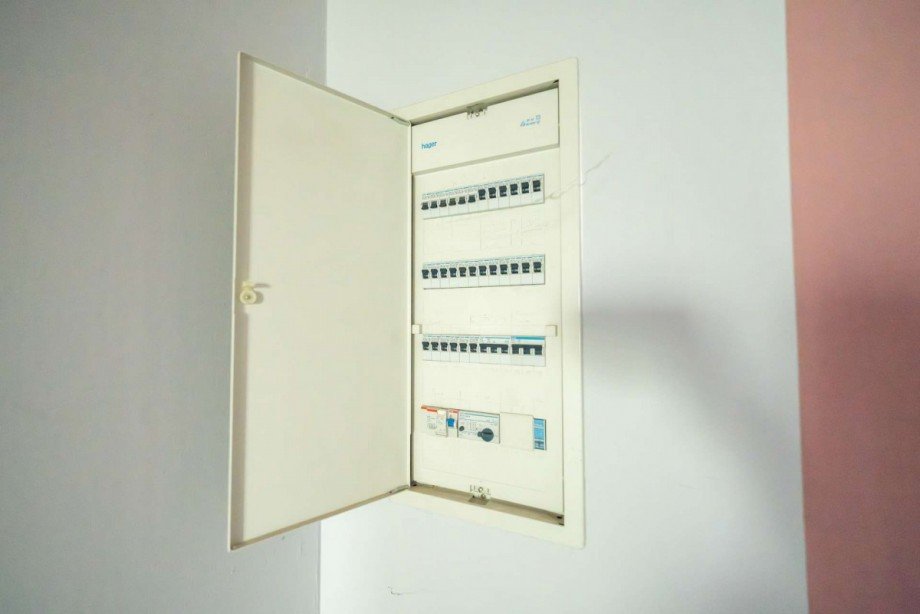 Elektrik Wohn- / Gesch�ftshaus Frankenblick
